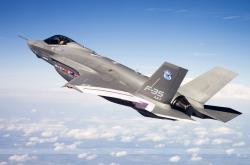 英雄联盟总决赛2025-西亚卡姆全程高能输出，凯尔特人踏平热火，NBA季后赛的狂野与秩序