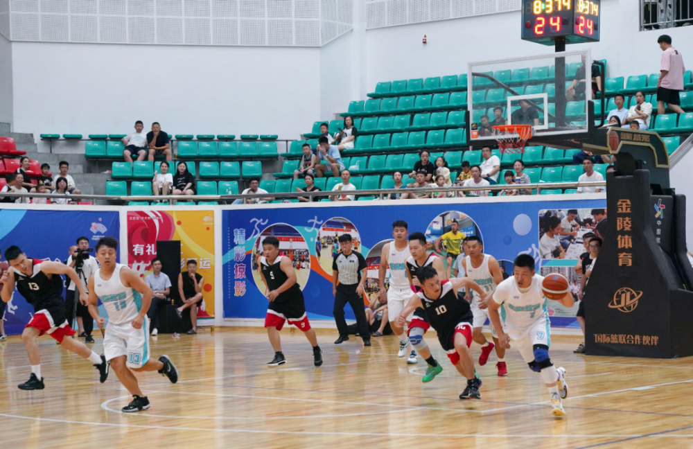 关于阿根廷篮球冠军赛迎来高潮紧张激烈的信息