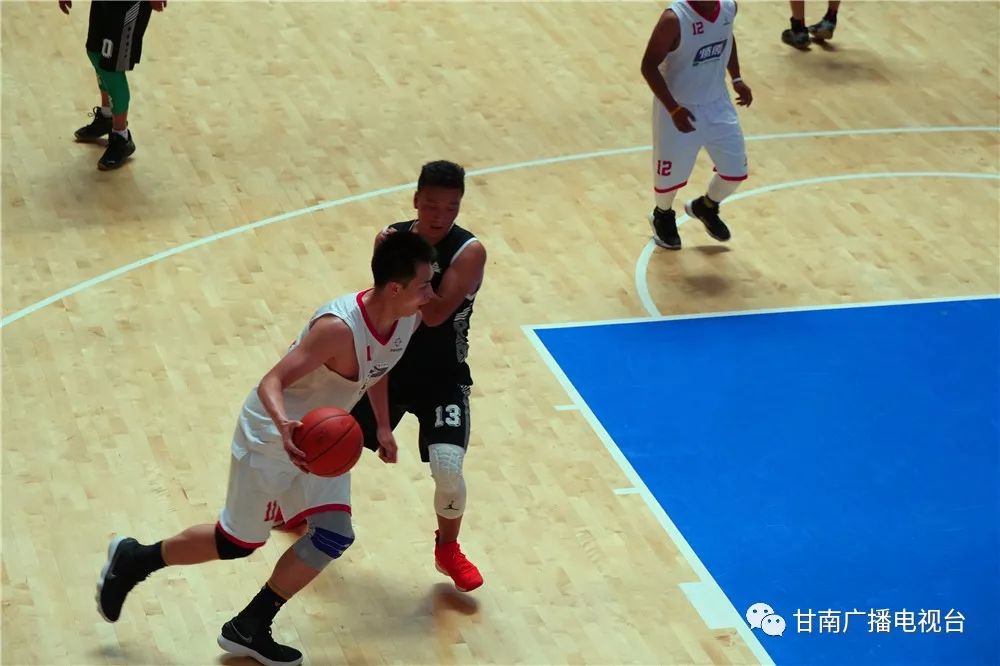 关于阿根廷篮球冠军赛迎来高潮紧张激烈的信息