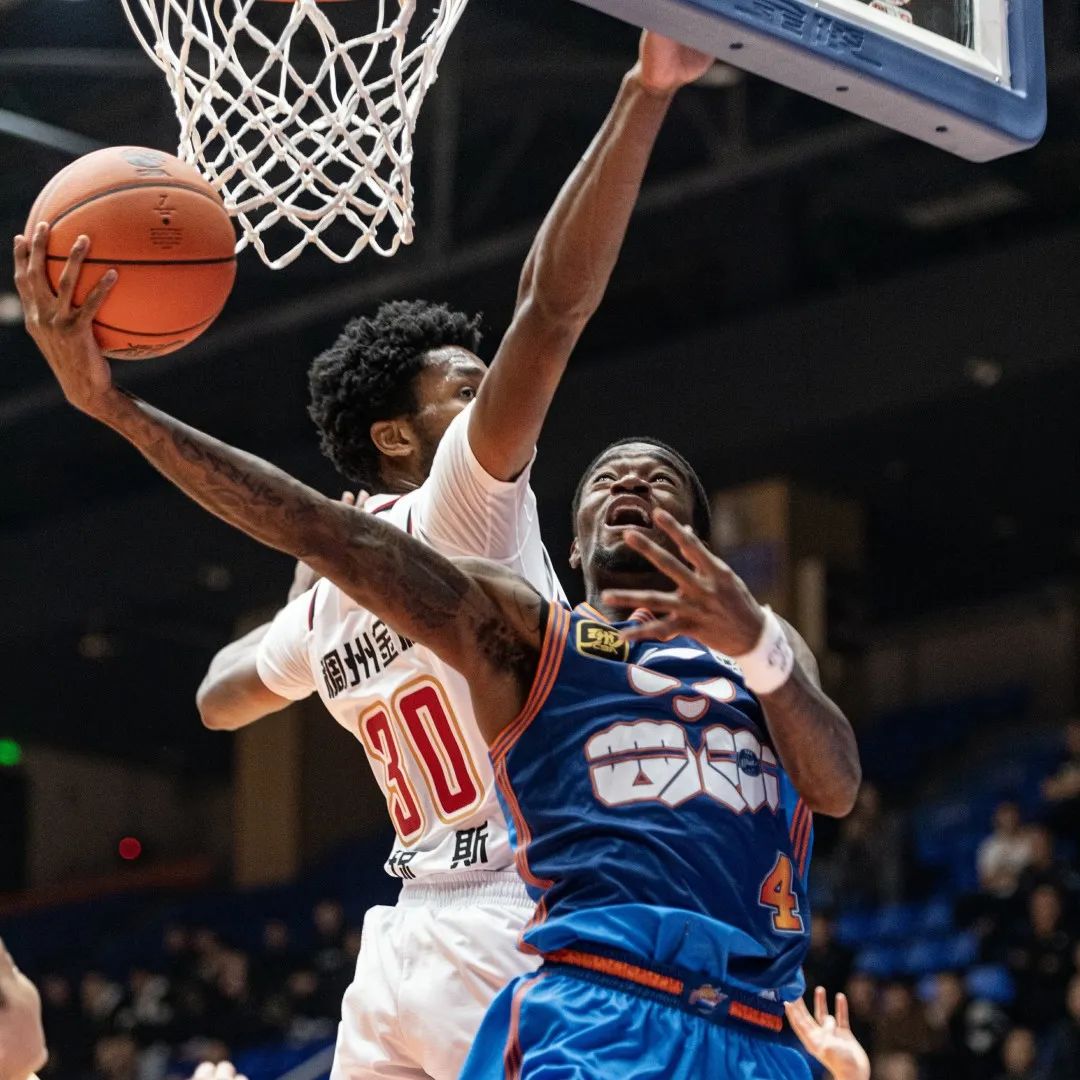 委内瑞拉男篮在杯赛上爆冷击败强队的简单介绍 委内瑞拉男篮在杯赛上爆冷击败强队的简单介绍