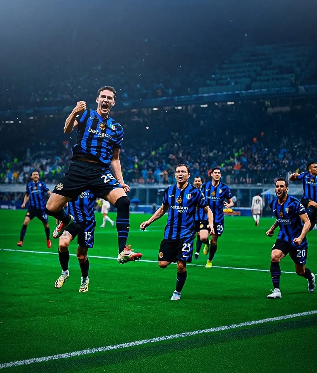 国际米兰后防线涌现新星，稳固球队整体防守的简单介绍