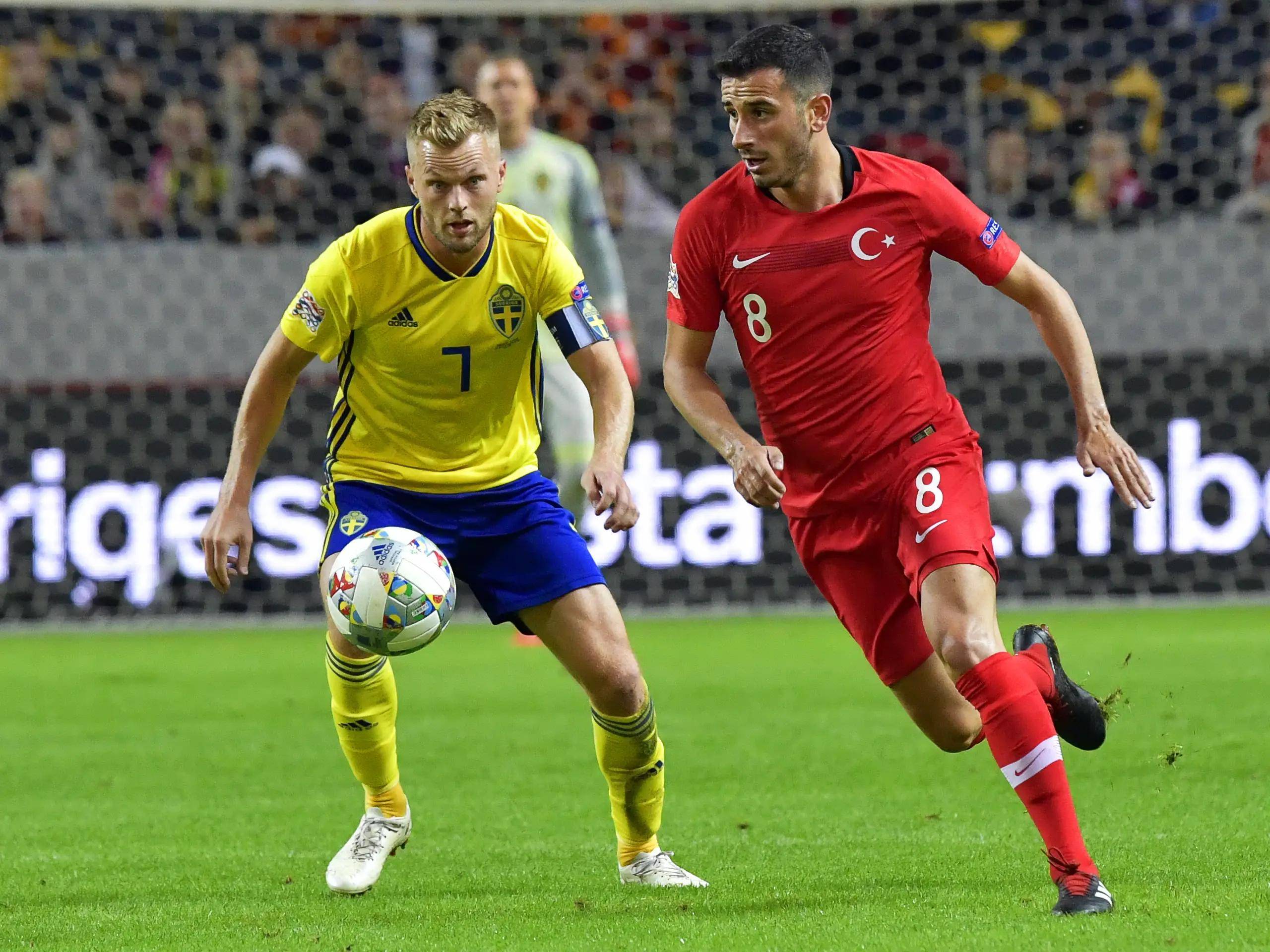 冰岛队取得胜利,创造奇迹 冰岛队取得胜利,创造奇迹