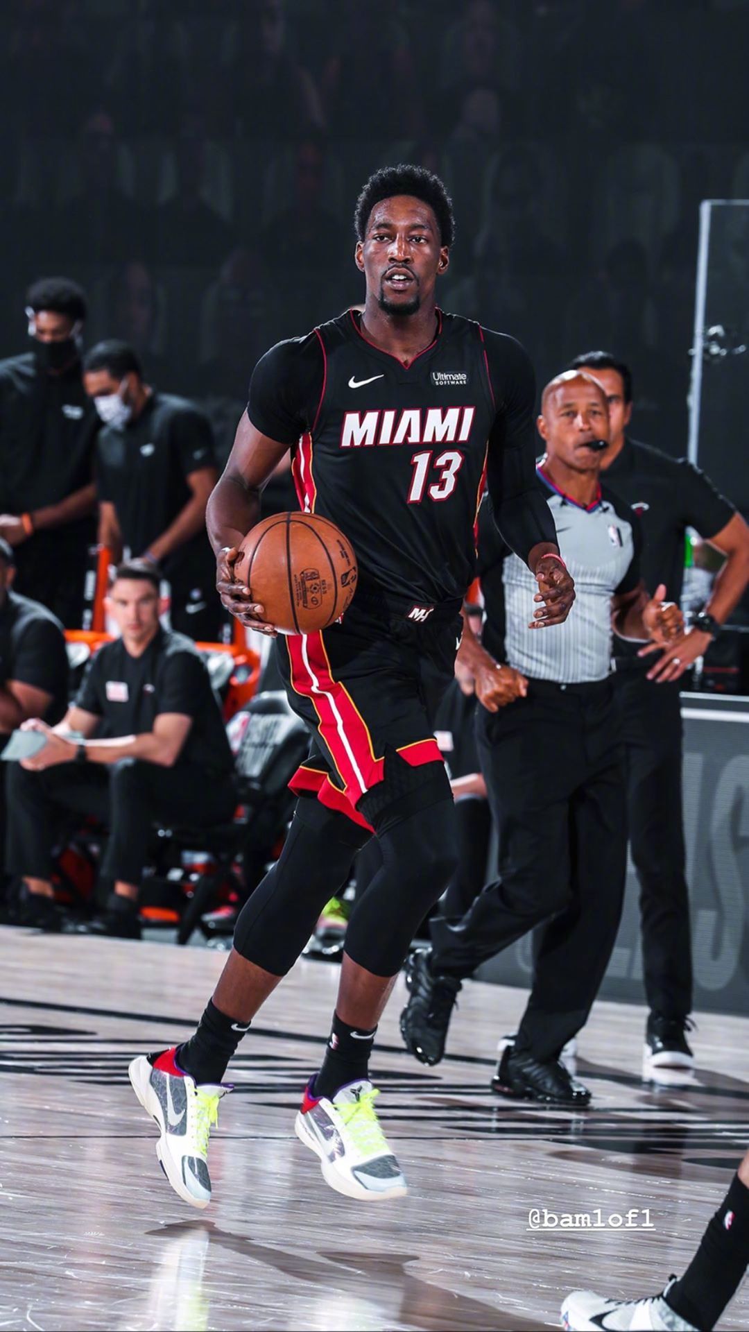 关于巴黎圣日耳曼横扫欧洲网球队,陶菲克打破历史纪录焦点之战总决赛,强势挺进下一轮的信息 关于巴黎圣日耳曼横扫欧洲网球队,陶菲克打破历史纪录焦点之战总决赛,强势挺进下一轮的信息