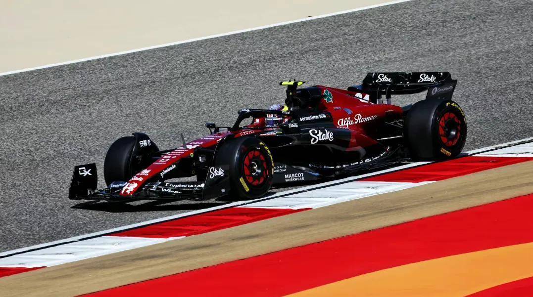 红牛二队绝杀迈凯伦,周冠宇扛起全队 红牛二队绝杀迈凯伦,周冠宇扛起全队