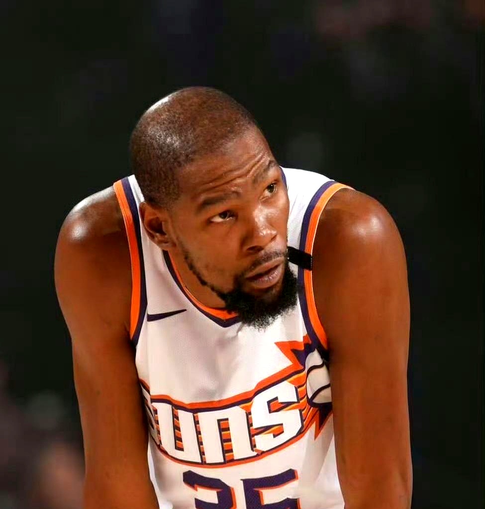 勇士球员杜兰特感叹缺兵少将 勇士球员杜兰特感叹缺兵少将