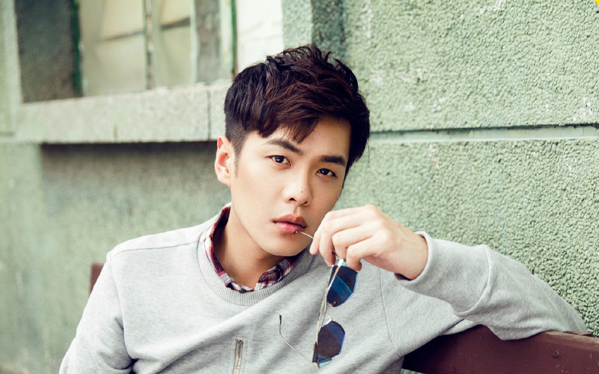 无双舞台，广厦黄蜂鏖战之夜，伦纳德踏星而来