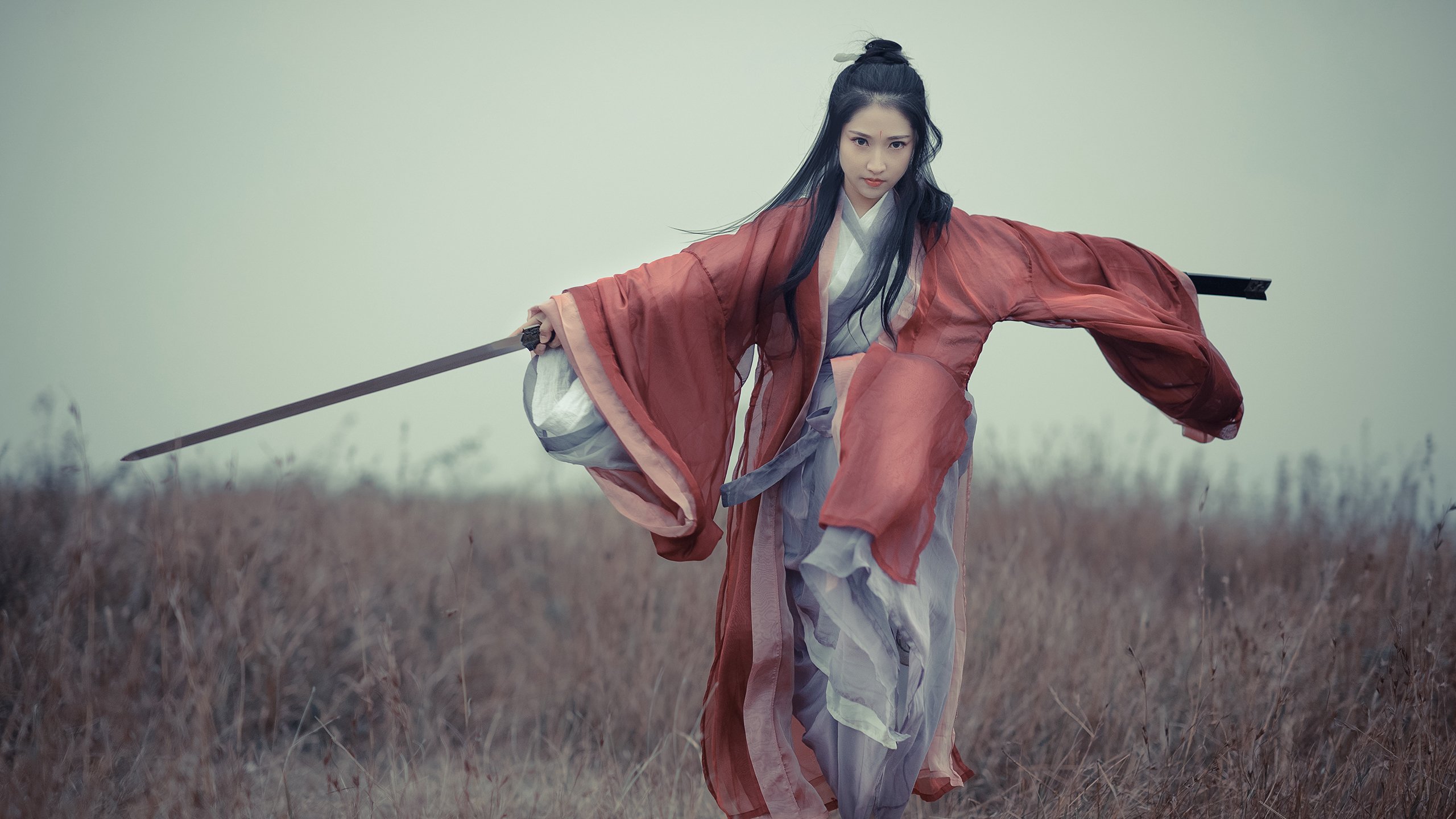 当哈登坐上赛车，狂飙、接管与跨界宣言