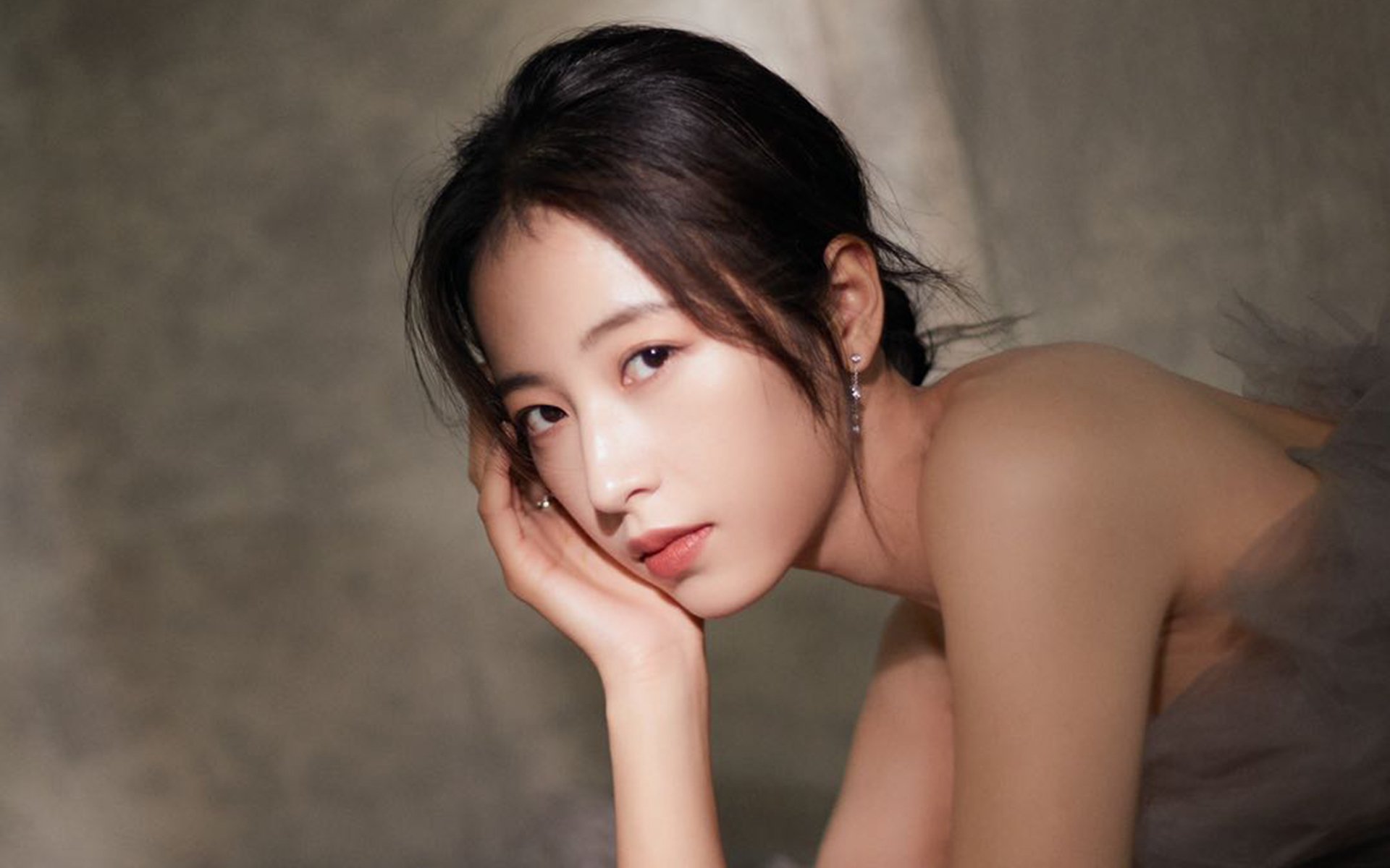 高原上的雄鹰,当特奥在3574米处挺身而出,英格兰的狮吼归于沉寂