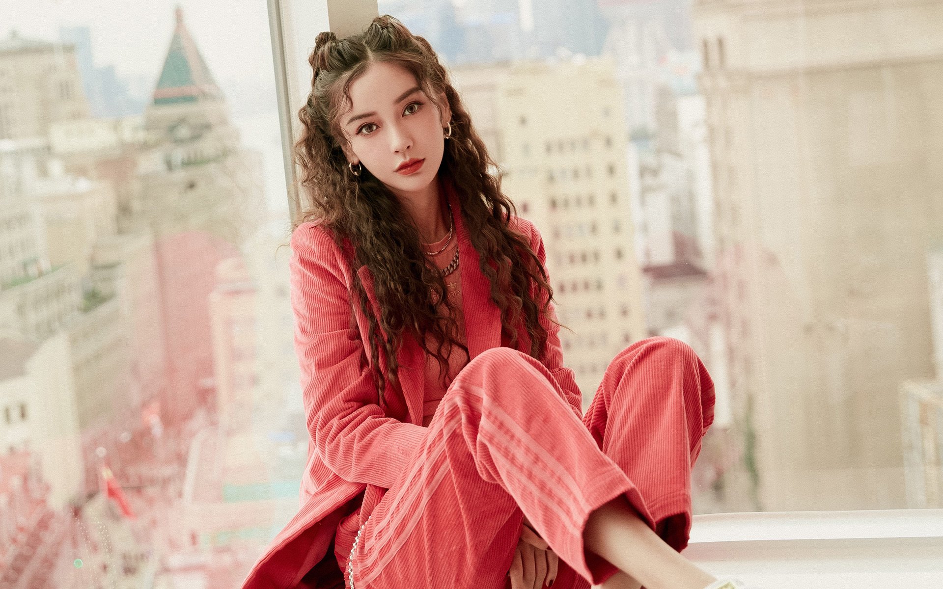 世纪锁链与红魔之巅，卡塞米罗生涯夜冻结比利时天王，梦剧场见证曼城王权动摇